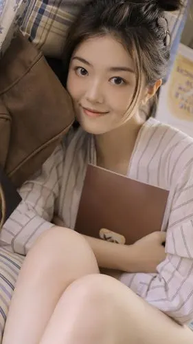 影视解析缩略图 1